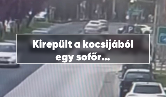 Kirepült a kocsijából egy sofőr – rendőrautóval ütközött Budapesten